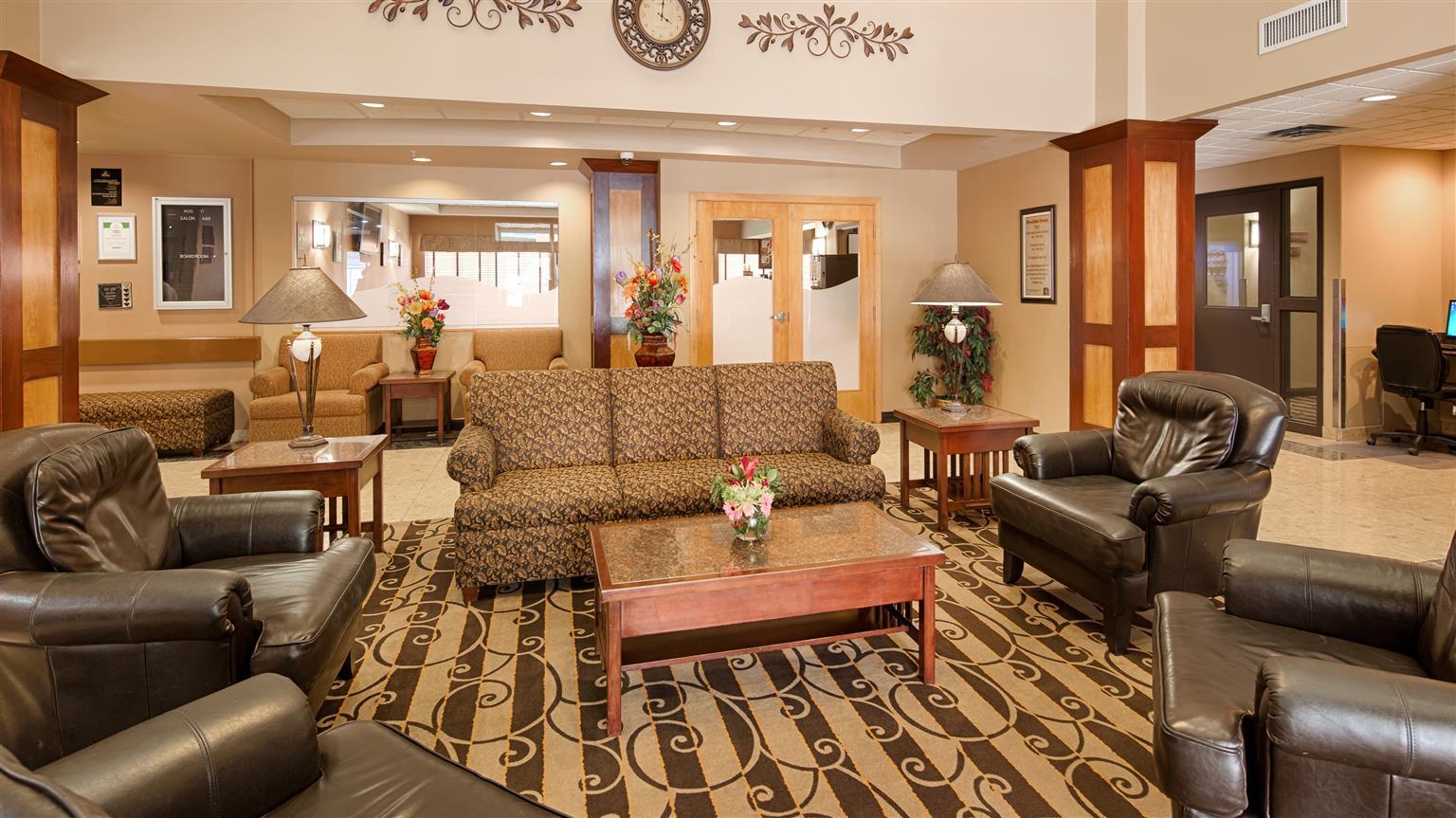 Best Western Plus Pembina Inn & Suites Виннипег Экстерьер фото